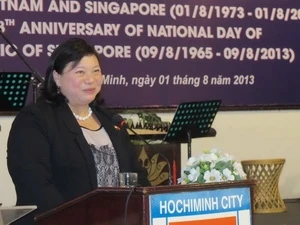 新加坡驻越南胡志明市总领事廖秀林发表讲话