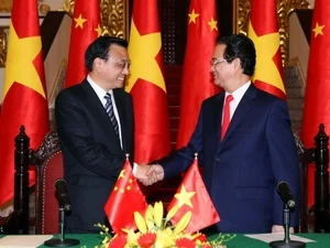 越南政府总理阮晋勇与中国国务院总理李克强