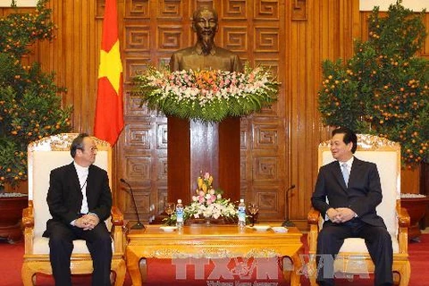 越南政府总理阮晋勇会见副总主教裴文读