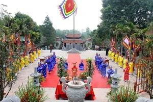 越南海阳省隆重举行昆山—劫泊春节庙会