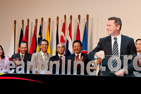 “东盟在线”（Asean Online）信息管理网站开业仪式