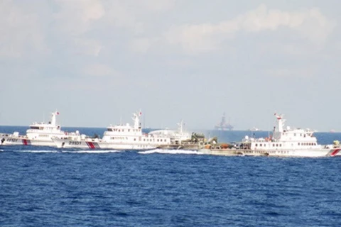中国多艘大型船只参加为海洋石油981护航