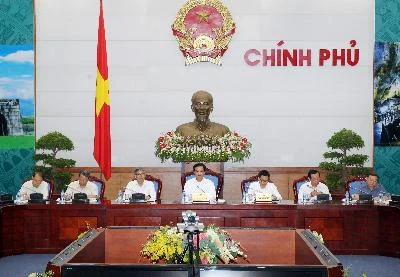越南政府总理阮晋勇与越南科技协会联合会举行工作会议