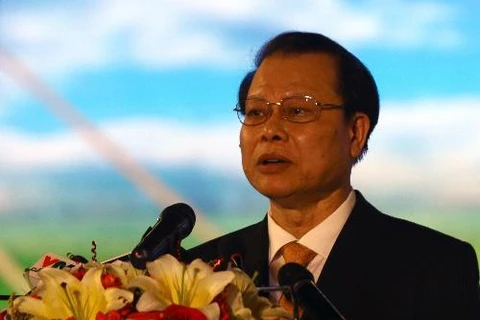 越南政府副总理武文宁发表讲话