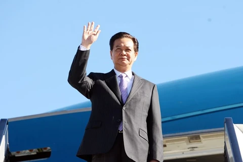 越南政府总理阮晋勇率领越南代表团抵达缅甸首都内比都