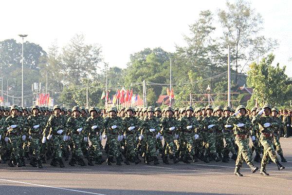 Vietnam helps Lao army build political theory school