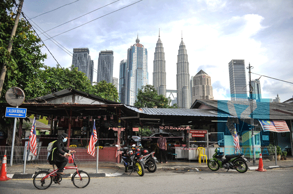 Malaysia offers unconditional six-month moratorium for individual borrowers