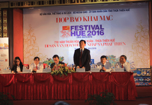 Conférence de presse sur le Festival de Hue 2016