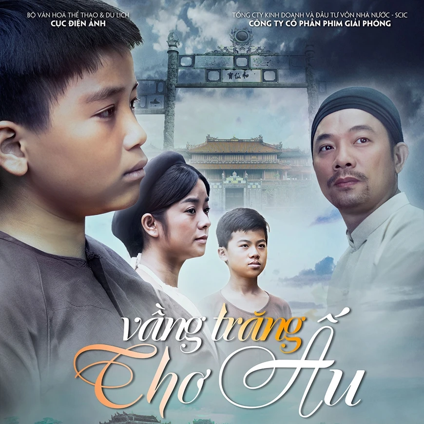 A poster of "Vang trang tho au" (The Childhood Moon) (Photo: Film producer)