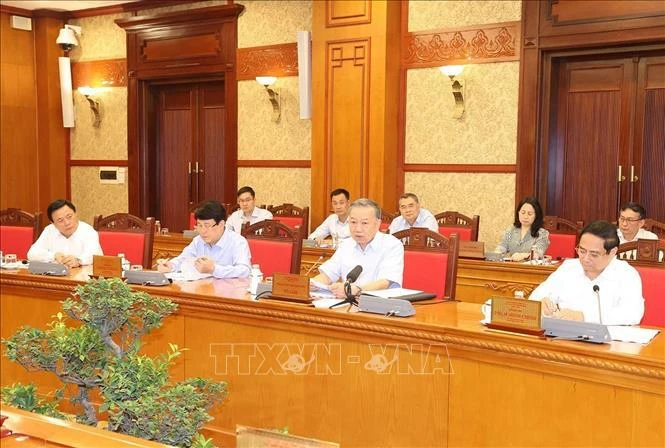 Party General Secretary and State President To Lam (front, second from right) speaks at the meeting on September 9. (Photo: VNA)