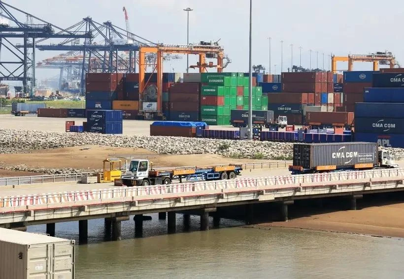 Containers of goods at the Cai Mep - Thi Vai port complex in Phu My township, Ba Ria - Vung Tau province (Photo: VNA)