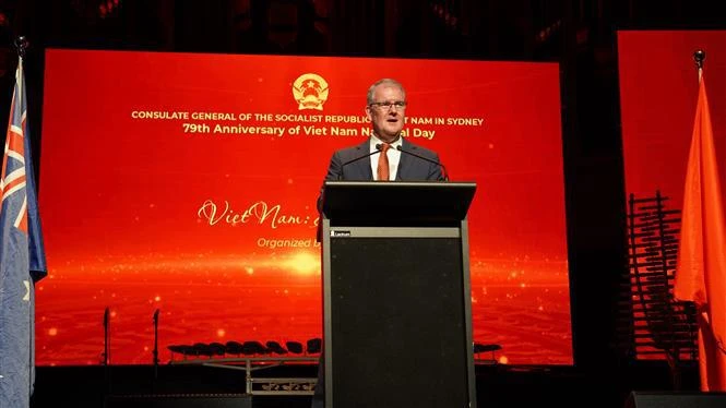 Attorney General of New South Wales Michael John Daley speaks at the ceremony in Sydney on September 17. (Photo: VNA)