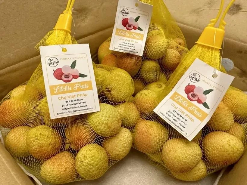 Le litchi Thanh Ha sont vendus dans des supermarchés en France. Photo: VNA