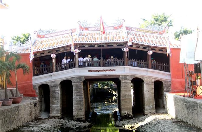 Pagoda Cau de Hoi An en Vietnam reabre puertas tras meses de restauración. (Fuente:VNA)