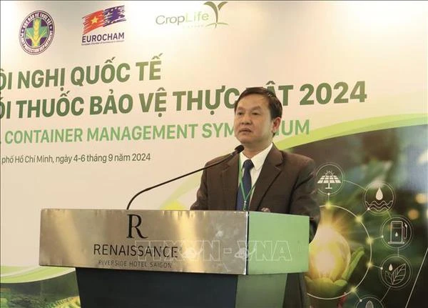 Huynh Tan Dat, jefe del Departamento de Protección Vegetal del Ministerio de Agricultura y Desarrollo Rural de Vietnam, habla en el evento. (Fuente:VNA)