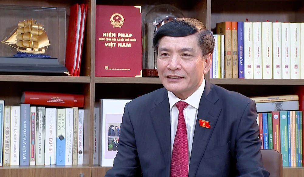 El secretario general y jefe de la Oficina Parlamentaria de Vietnam, Bui Van Cuong. (Fuente: VNA)