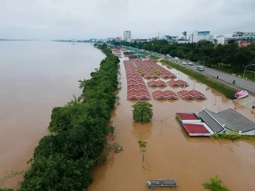 Nivel del agua del río Mekong el 13 de septiembre en el parque Donchan, Vientiane, capital de Laos. (Fuente:VNA)