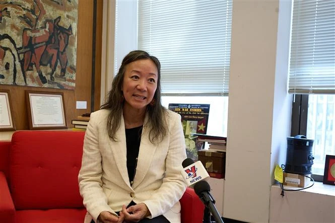 Nguyen Thi Lien Hang, profesora de Historia en la Universidad de Columbia en la ciudad de Nueva York, en la entrevista. (Fuente:VNA)