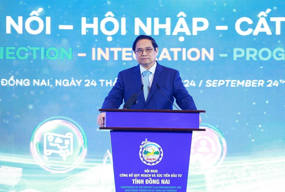 El primer ministro vietnamita, Pham Minh Chinh, habla en el evento. (Fuente:VNA)