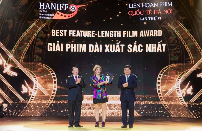 En el VI Festival Internacional de Cine de Hanoi. (Fuente:VNA)