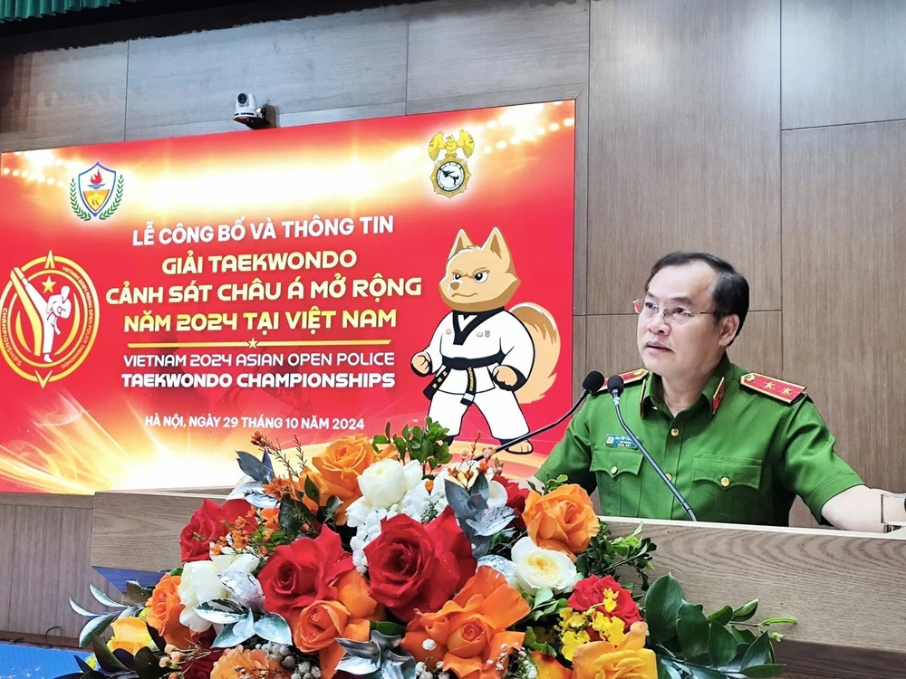 El viceministro de Seguridad Pública de Vietnam, Nguyen Van Long, habla en el evento. (Fuente: VNA)