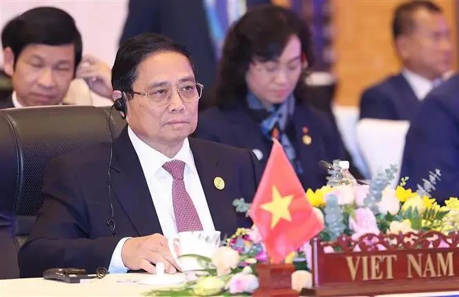 El primer ministro vietnamita, Pham Minh Chinh, en la décima Cumbre de la Estrategia de Cooperación Económica Ayeyawady - Chao Phraya - Mekong (ACMECS). (Fuente: VNA)