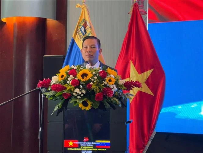 El embajador de Vietnam en Venezuela, Vu Trung My, habla en el evento. (Fuente: Embajada de Vietnam)