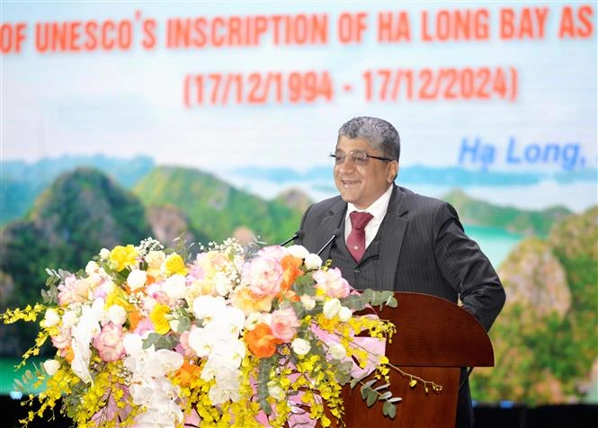 Vishal V. Sharma, embajador y presidente del 46º Comité del Patrimonio Mundial, habla en el evento. (Fuente: VNA)