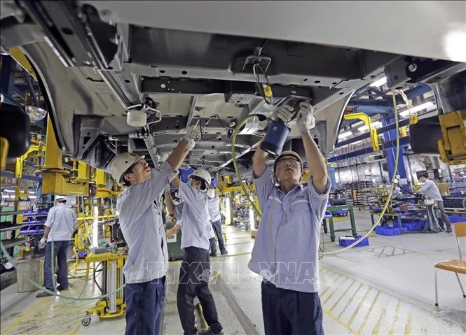 Producción de autos en la fábrica de ensamblaje de automóviles Ford Hai Duong. (Fuente: VNA)