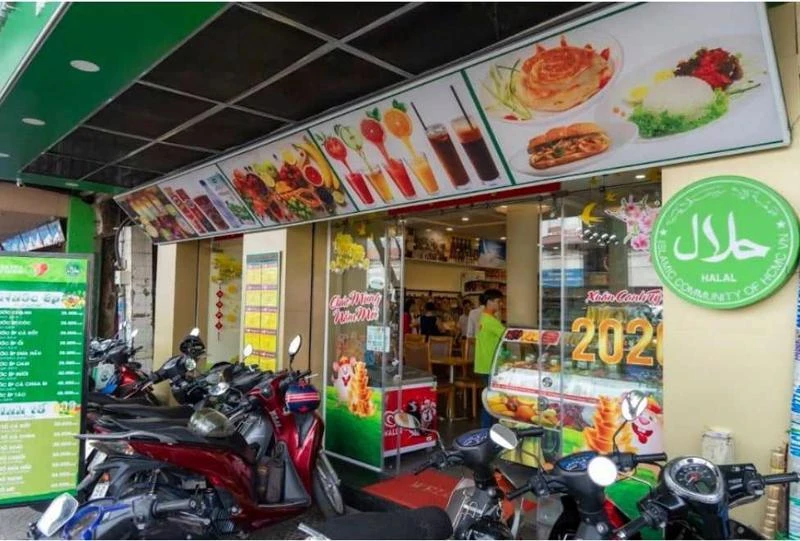 Tienda de alimentos Satrafoods Halal en la calle Phan Chu Trinh, Distrito 1, Ciudad Ho Chi Minh, para la comunidad musulmana. (Fuente: VnEconomy)