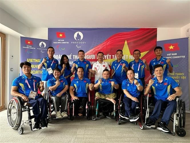 La delegación de atletas con discapacidad de Vietnam se prepara para competir en los Juegos Paralímpicos de París 2024. (Fuente: VNA)