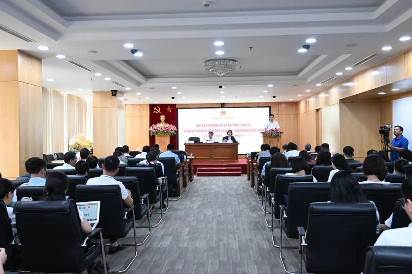 工贸部例行新闻发布会场景。图自Vietnam+