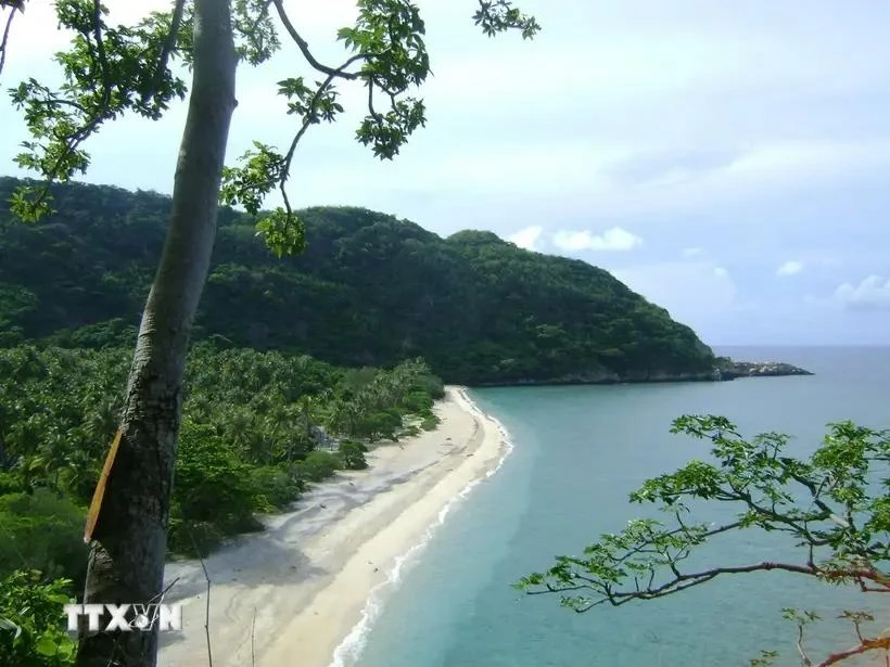 Un coin de plage du parc national de Con Dao. Photo : VNA