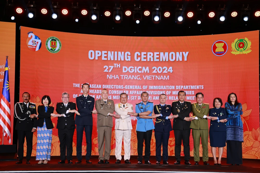 Ouverture de la 27e réunion des directeurs généraux des départements d'immigration de l’ASEAN à Khanh Hoa. Photo : VNA