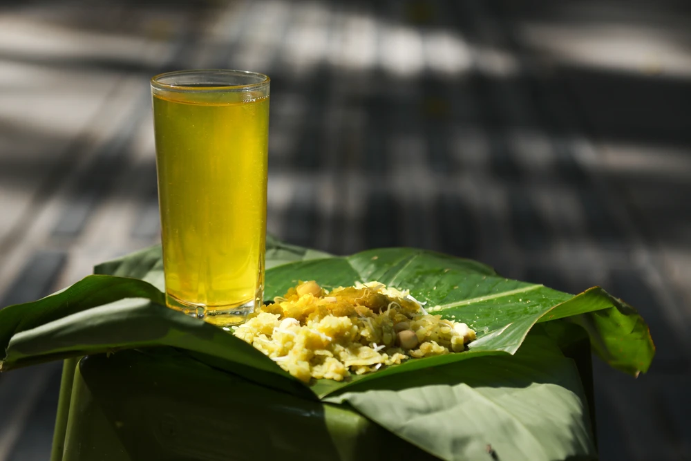 L’automne est aussi le moment idéal pour déguster du jeune riz gluant, ou côm. Photo : VNA