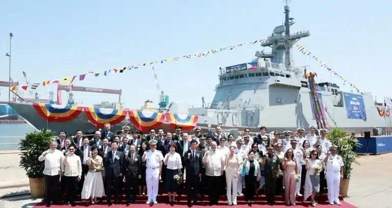 En el acto de lanzamiento de BRP Miguel Malvar. (Foto de cortesía de HHI)