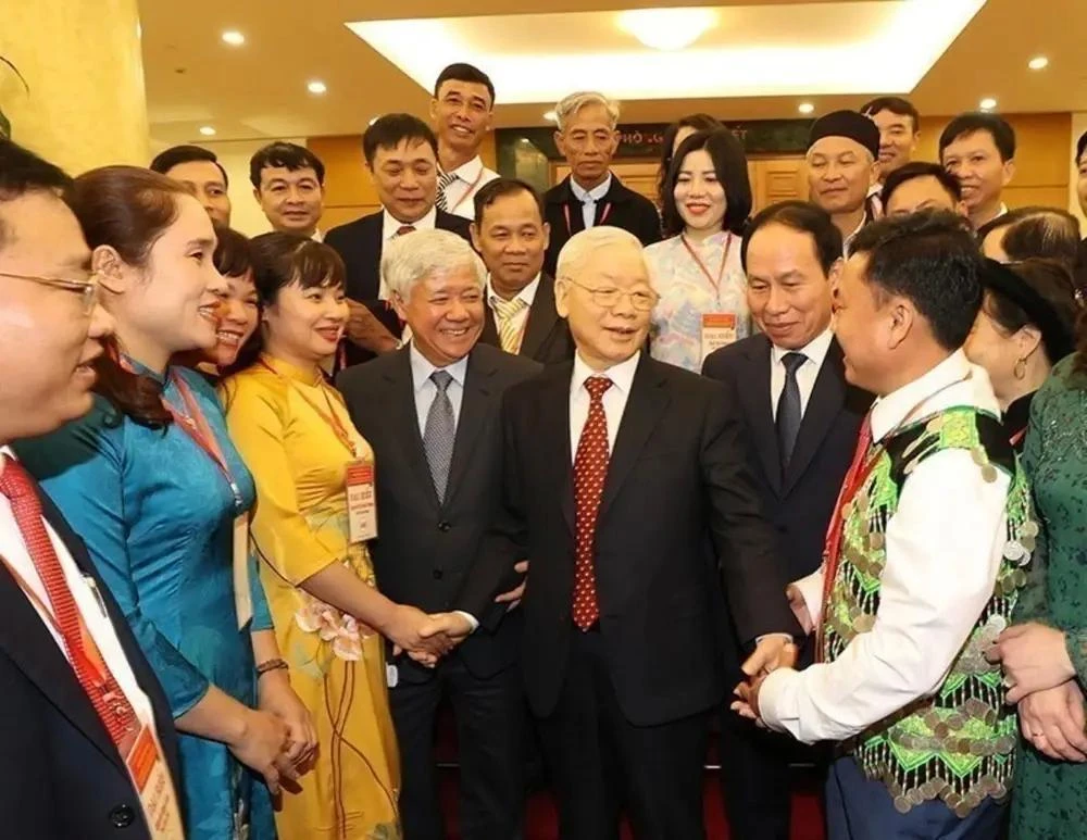 El secretario general Nguyen Phu Trong y los delegados en la Conferencia Nacional de Cultura en 2021. (Foto: VNA)