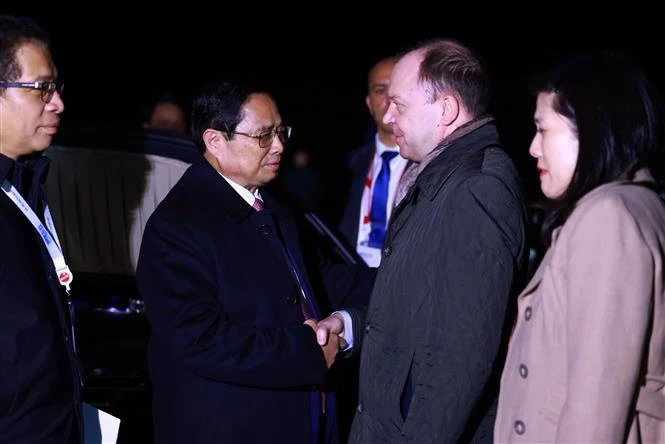 El primer ministro de Vietnam, Pham Minh Chinh, en el aeropuerto de Kazán. (Foto: VNA)