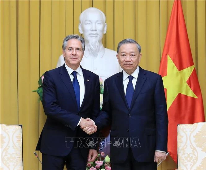 Le président To Lam reçoit le secrétaire d'État américain venu rendre hommage au SG Nguyen Phu Trong