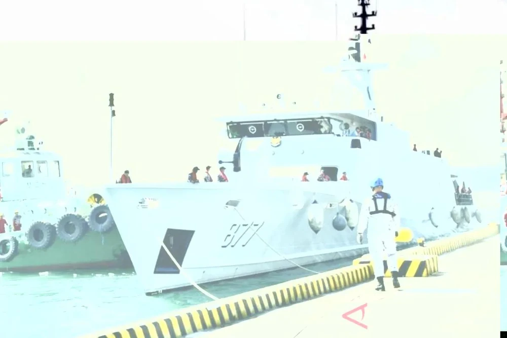 Indonesian Navy's KRI Marlin-877 docked at Felix Apolinario Naval Station in Davao, the Philippines, for the opening ceremony of the Philippine-Indonesia Coordinated Patrol (Corpat Philindo) XXXVIII mission on September 9. (Photo: ANTARA)