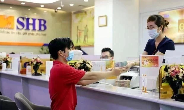 State Bank of Vietnam sets daily reference exchange rate for the US dollar at 24,250 VND/USD on October 23 (Photo: VNA)