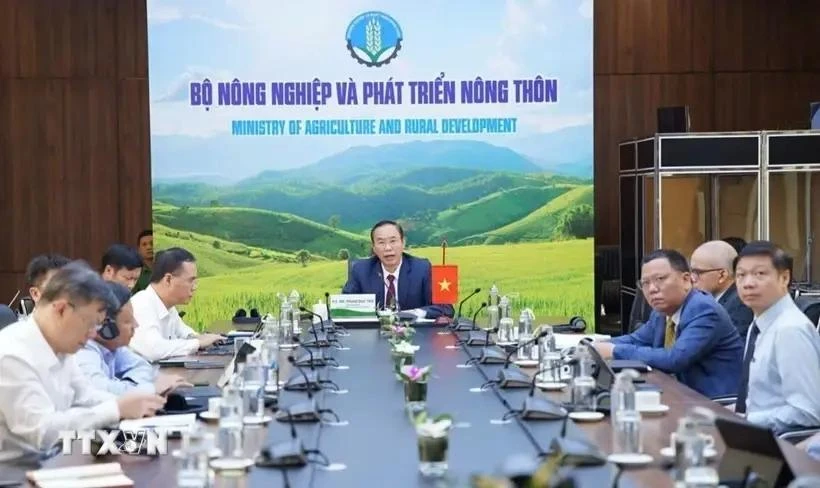 Deputy Minister of Agriculture and Rural Development Phung Duc Tien attends the 46th online meeting of the ASEAN Ministers on Agriculture and Forestry. (Photo: VNA)