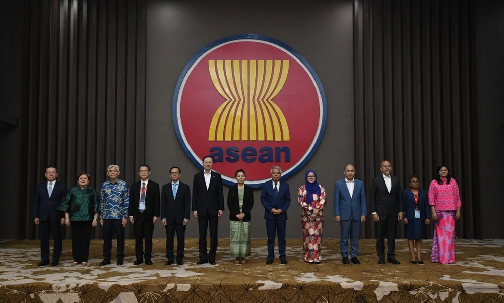At the 30th ASEAN-China Senior Officials’ Consultation in Jakarta on May 10. (Source: asean.org)