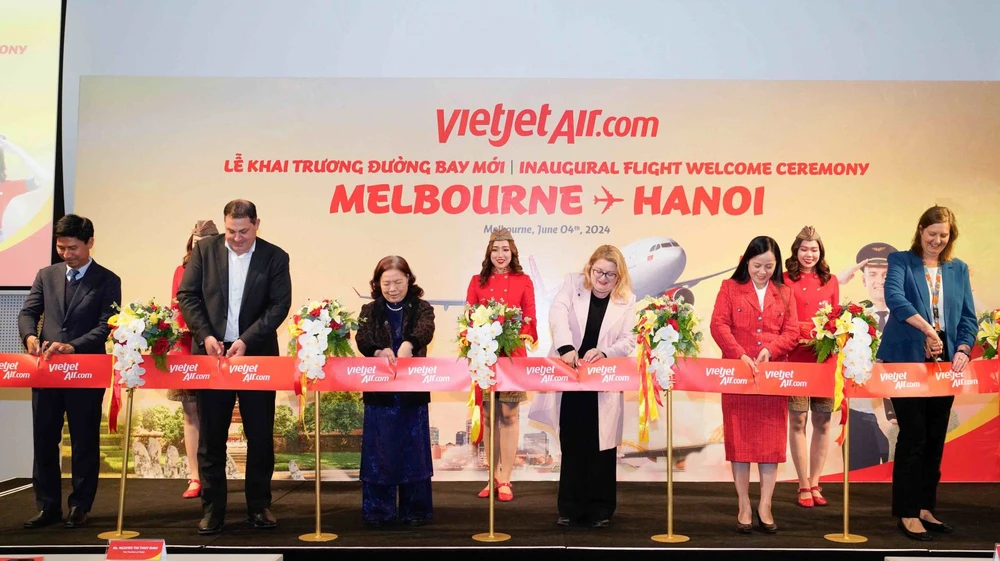 On the new flight route, two round-trip flights using the wide-body Airbus A330 aircraft are operated weekly on Tuesdays and Saturdays. (Photo: VNA)