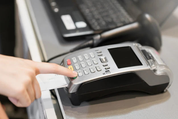 The General Department of Taxation requires the implementation of e-invoices created from cash registers. (Photo: baochinhphu.vn)