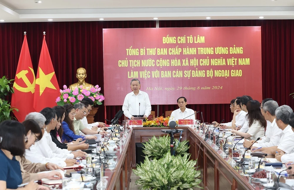 Party General Secretary and State President To Lam speaks at a working session with the Party Civil Affairs Committee of the Ministry of Foreign Affairs in Hanoi on August 29. (Photo: VNA)