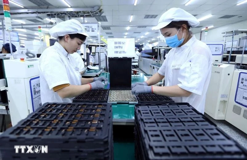 An electronic circuit board production line at Nexcon Vietnam Co. Ltd, a Korean-Invested company in Bac Ninh province. (Photo: VNA)