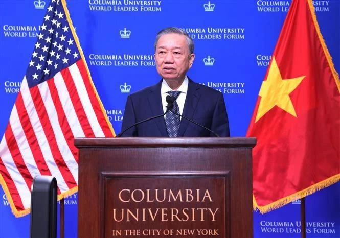 El secretario general del Comité Central del Partido Comunista de Vietnam y presidente del país, To Lam, pronuncia un discurso político en la Universidad de Columbia en Nueva York. (Foto: VNA)