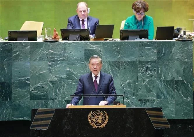 El secretario general del Partido Comunista de Vietnam (PCV) y presidente del país, To Lam, pronunció un discurso durante el debate general del 79 período de sesiones de la Asamblea General de la Organización de las Naciones Unidas (ONU) (Fuente: VNA)