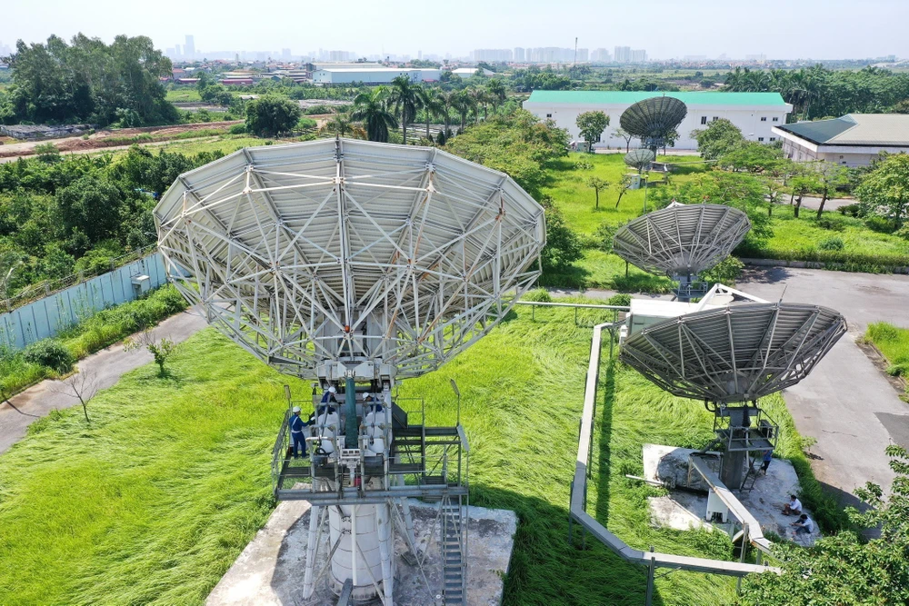 Station de contrôle et d’exploitation satellitaire VINASAT - Quê Duong à Hanoi 